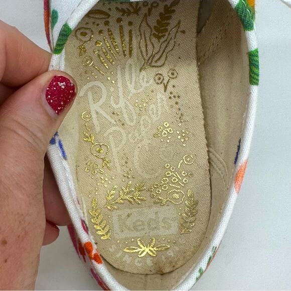 Ked’s x Rigle Paper Company Iconic Champion Sneaker Botanical Print - Picture 11 of 12